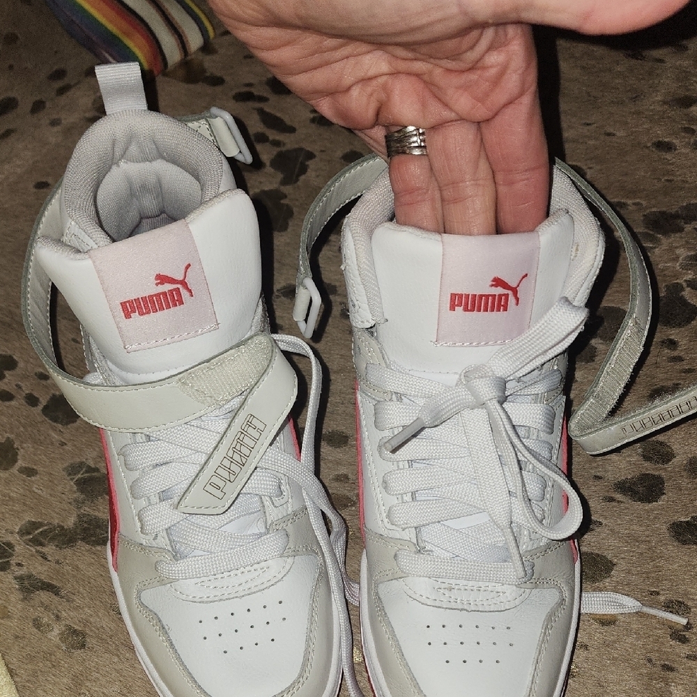 Puma Kids High-Top Sneakers - White and Red - Picture 9 of 9